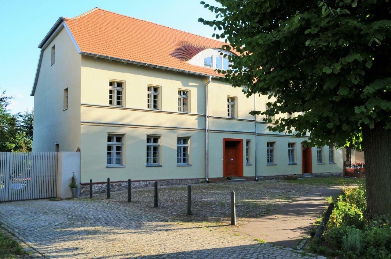 Mirabellenhof-Fewo Mit Terrasse Biesenthal Exterior photo